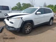 ✅ 2017 Jeep Cherokee Latitude • VIN: 1C4PJLCB9HW522368 • Лот: 42976405. Опубликован ранее на IAAI с пробегом 152 298 миль. Бесплатный доступ к архиву аукционных продаж из США и подробный отчёт об истории автомобиля на DreamBid. Изображение 2.