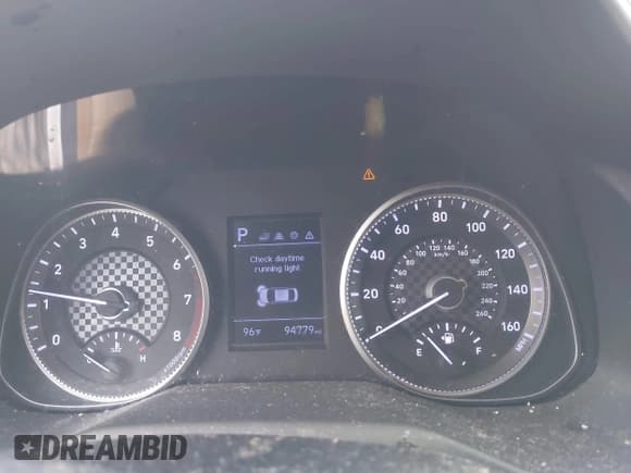 ✅ 2020 Hyundai Elantra SE • VIN: 5NPD74LF8LH541549 • Lot: 43127672. Listed on IAAI with 94,779 mi. Free auction sales archive from the USA and detailed vehicle history report at DreamBid. Image 7.