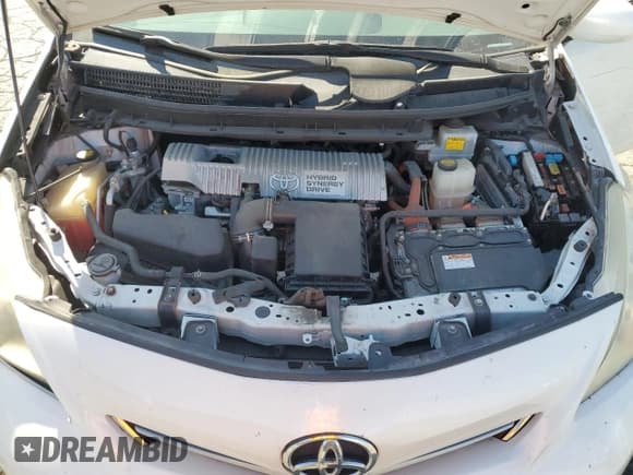 ✅ 2013 Toyota Prius Five • VIN: JTDZN3EU9D3270449 • Lot: 70588685. Listed on Copart with 121,489 mi. Free auction sales archive from the USA and detailed vehicle history report at DreamBid. Image 11.