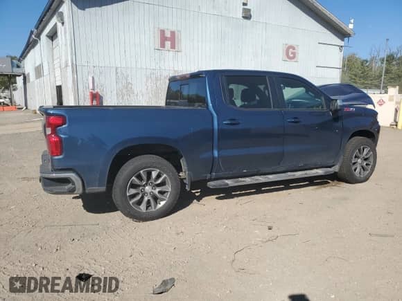 2019 Chevrolet Silverado 1500 LT with VIN 1GCUYDEDXKZ174590, listed as a Copart auction lot 84597525 with 204,619 mi miles and Clean title. Bid and sale history available at DreamBid. Image 3.