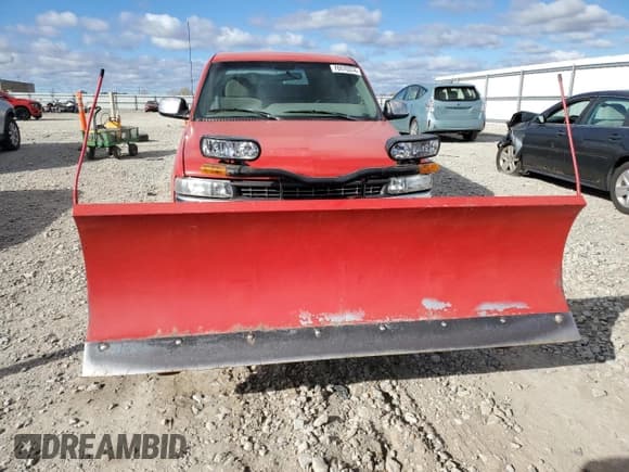 ✅ 1999 Chevrolet Silverado 1500 • VIN: 1GCEK14T3XE233068 • Лот: 76970374. Опубликован ранее на Copart с пробегом 169 443 миль. Бесплатный доступ к архиву аукционных продаж из США и подробный отчёт об истории автомобиля на DreamBid. Изображение 5.