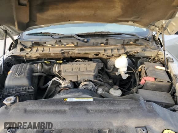 ✅ 2010 Dodge 1500 ST • VIN: 1D7RB1GP7AS196735 • Lot: 83523794. Wystawiony na Copart z przebiegiem 154 156 mil. Bezpłatny archiwum sprzedaży aukcyjnych z USA i szczegółowy raport historii pojazdu na DreamBid. Zdjęcie 13.