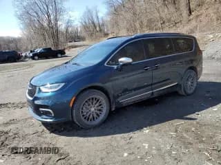 ✅ 2022 Chrysler Pacifica Pinnacle • VIN: 2C4RC3PG3NR180381 • Лот: 50903115. Опубликован ранее на Copart с пробегом 39 626 миль. Бесплатный доступ к архиву аукционных продаж из США и подробный отчёт об истории автомобиля на DreamBid. Изображение 1.