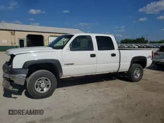 2005 Chevrolet Silverado 2500HD LS with VIN 1GCHK23U65F820126, listed as a Copart auction lot 63202485 with 179,665 mi miles and Salvage title. Bid and sale history available at DreamBid. Image 1.