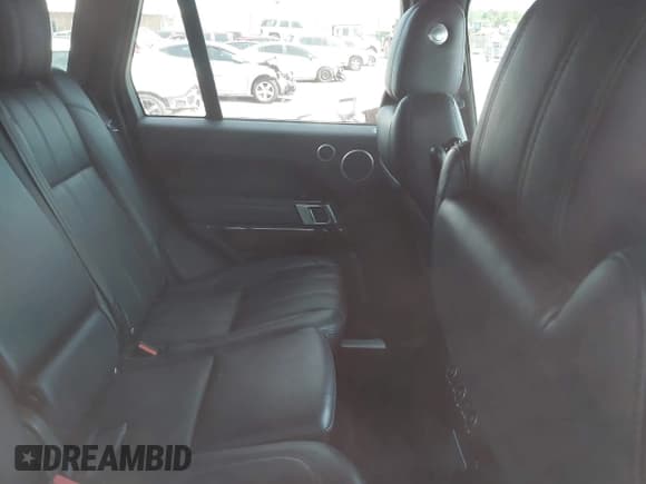 ✅ 2016 Land Rover Range Rover HSE • VIN: SALGS2PF0GA318034 • Лот: 42979472. Опубликован ранее на IAAI с пробегом 111 252 миль. Бесплатный доступ к архиву аукционных продаж из США и подробный отчёт об истории автомобиля на DreamBid. Изображение 8.