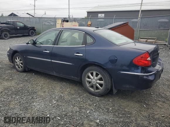 ✅ 2008 Buick Allure CX • VIN: 2G4WF582081327991 • Lot: 61944035. Listed on Copart with 153,657 mi. Free auction sales archive from the USA and detailed vehicle history report at DreamBid. Image 2.