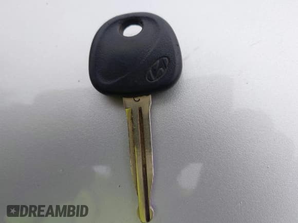 ✅ 2012 Hyundai Elantra GLS • VIN: KMHDH4AE5CU483747 • Lot: 43756900. Listed on IAAI with 180,091 mi. Free auction sales archive from the USA and detailed vehicle history report at DreamBid. Image 11.