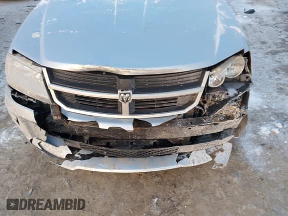 ✅ 2010 Dodge Avenger SXT • VIN: 1B3CC4FB6AN202321 • Лот: 41382385. Опубликован ранее на IAAI с пробегом 129 512 миль. Бесплатный доступ к архиву аукционных продаж из США и подробный отчёт об истории автомобиля на DreamBid. Изображение 6.