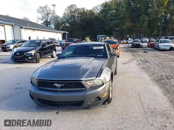 ✅ 2012 Ford Mustang V6 • VIN: 1ZVBP8AM0C5272847 • Lot: 87098715. Listed on Copart with 144,217 mi. Free auction sales archive from the USA and detailed vehicle history report at DreamBid. Image 13.