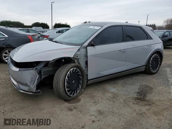 2022 Hyundai Ioniq 5 Limited z VIN KM8KRDAF1NU081420, wystawiony jako Copart lot #47662174 z przebiegiem 34 360 mil mil oraz Szkoda całkowita • Salvage title. Historia ofert i sprzedaży dostępna na DreamBid. Obrazek 1.