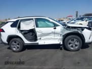 ✅ 2024 Toyota RAV4 Hybrid LE • VIN: 4T3MWRFVXRU150679 • Лот: 42621937. Опубликован ранее на IAAI с пробегом 5 810 миль. Бесплатный доступ к архиву аукционных продаж из США и подробный отчёт об истории автомобиля на DreamBid. Изображение 14.