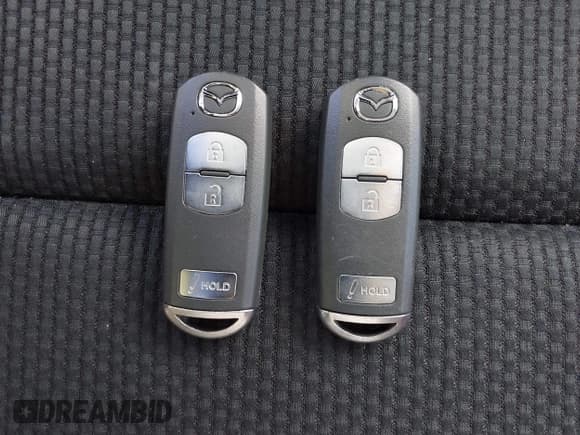 ✅ 2016 Mazda CX-5 Touring • VIN: JM3KE4CY6G0890119 • Lot: 43610292. Wystawiony na IAAI z przebiegiem 119 195 mil. Bezpłatny archiwum sprzedaży aukcyjnych z USA i szczegółowy raport historii pojazdu na DreamBid. Zdjęcie 11.