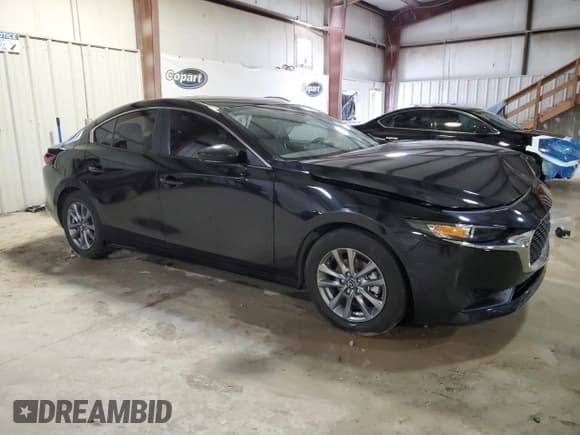 ✅ 2024 Mazda 3 S • VIN: 3MZBPAAM3RM423321 • Лот: 80955314. Опубликован ранее на Copart с пробегом 6 889 миль. Бесплатный доступ к архиву аукционных продаж из США и подробный отчёт об истории автомобиля на DreamBid. Изображение 4.