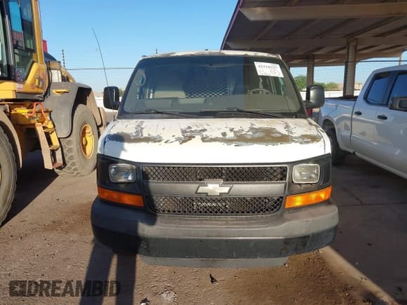 ✅ 2011 Chevrolet Express Cargo • VIN: 1GCWGFCG6B1120481 • Lot: 42218197. Listed on IAAI with 204,375 mi. Free auction sales archive from the USA and detailed vehicle history report at DreamBid. Image 6.