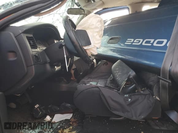 ✅ 2002 Dodge Dakota • VIN: 1B7GL12X12S669374 • Lot: 81964605. Wystawiony na Copart z przebiegiem 71 608 mil. Bezpłatny archiwum sprzedaży aukcyjnych z USA i szczegółowy raport historii pojazdu na DreamBid. Zdjęcie 7.