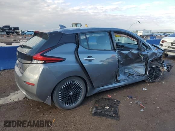 ✅ 2025 Nissan LEAF SV Plus • VIN: 1N4CZ1CV9SC558260 • Lot: 82169105. Listed on Copart with 11,985 mi. Free auction sales archive from the USA and detailed vehicle history report at DreamBid. Image 3.