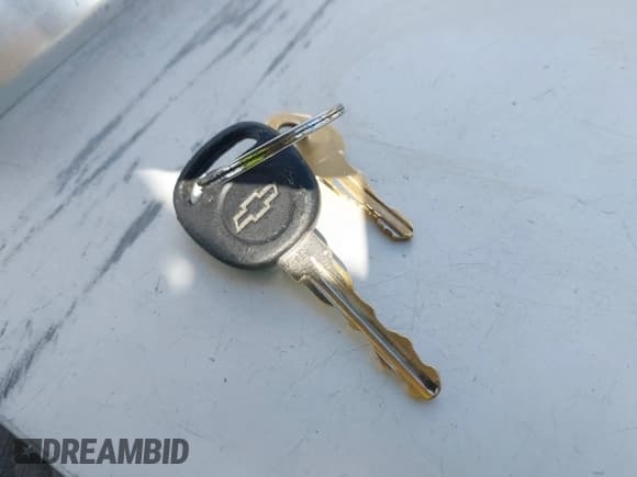 ✅ 2012 Chevrolet Silverado 1500 Work Truck • VIN: 1GCNCPEX9CZ148563 • Lot: 42531992. Listed on IAAI with 147,958 mi. Free auction sales archive from the USA and detailed vehicle history report at DreamBid. Image 11.