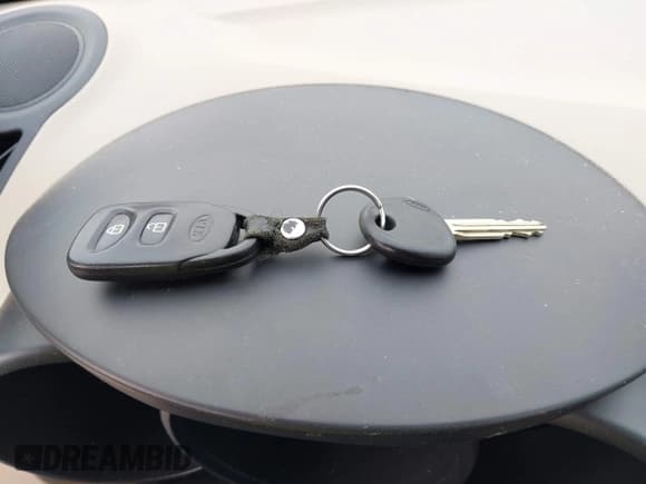 ✅ 2010 Kia Soul + • VIN: KNDJT2A24A7046348 • Lot: 42431138. Wystawiony na IAAI z przebiegiem 160 523 mil. Bezpłatny archiwum sprzedaży aukcyjnych z USA i szczegółowy raport historii pojazdu na DreamBid. Zdjęcie 11.