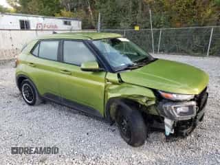 2020 Hyundai Venue SE z VIN KMHRB8A34LU027705, wystawiony jako Copart lot #72043824 z przebiegiem 66 639 mil mil oraz Szkoda całkowita • Salvage title. Historia ofert i sprzedaży dostępna na DreamBid. Obrazek 4.