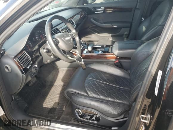 ✅ 2016 Audi A8 Sport • VIN: WAU43AFD1GN022060 • Лот: 64232033. Опубликован ранее на Copart с пробегом 91 208 миль. Бесплатный доступ к архиву аукционных продаж из США и подробный отчёт об истории автомобиля на DreamBid. Изображение 7.