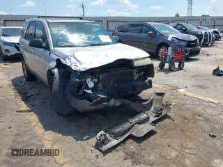 ✅ 2004 Saturn VUE V6 • VIN: 5GZCZ53454S822042 • Lot: 42669326. Wystawiony na IAAI z przebiegiem 238 426 mil. Bezpłatny archiwum sprzedaży aukcyjnych z USA i szczegółowy raport historii pojazdu na DreamBid. Zdjęcie 1.