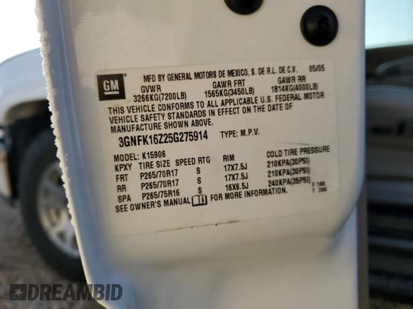 ✅ 2005 Chevrolet Suburban LT • VIN: 3GNFK16Z25G275914 • Лот: 89099315. Опубликован ранее на Copart с пробегом 240 114 миль. Бесплатный доступ к архиву аукционных продаж из США и подробный отчёт об истории автомобиля на DreamBid. Изображение 13.