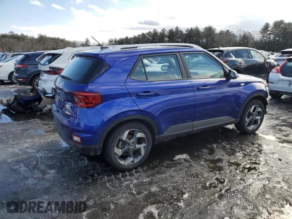 ✅ 2023 Hyundai Venue SEL • VIN: KMHRC8A39PU216899 • Lot: 44334845. Listed on Copart with 9,163 mi. Free auction sales archive from the USA and detailed vehicle history report at DreamBid. Image 3.