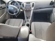 ✅ 2010 Hyundai Sonata GLS • VIN: 5NPET4AC1AH631938 • Лот: 82583134. Опубликован ранее на Copart с пробегом 122 131 миль. Бесплатный доступ к архиву аукционных продаж из США и подробный отчёт об истории автомобиля на DreamBid. Изображение 8.