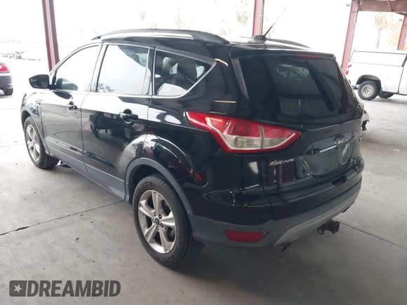 ✅ 2016 Ford Escape SE • VIN: 1FMCU9G94GUB96131 • Lot: 43900662. Listed on IAAI with 122,553 mi. Free auction sales archive from the USA and detailed vehicle history report at DreamBid. Image 3.