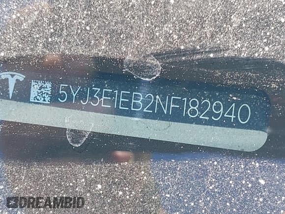 ✅ 2022 Tesla Model 3 Long Range • VIN: 5YJ3E1EB2NF182940 • Lot: 42433229. Wystawiony na IAAI z przebiegiem 31 130 mil. Bezpłatny archiwum sprzedaży aukcyjnych z USA i szczegółowy raport historii pojazdu na DreamBid. Zdjęcie 9.
