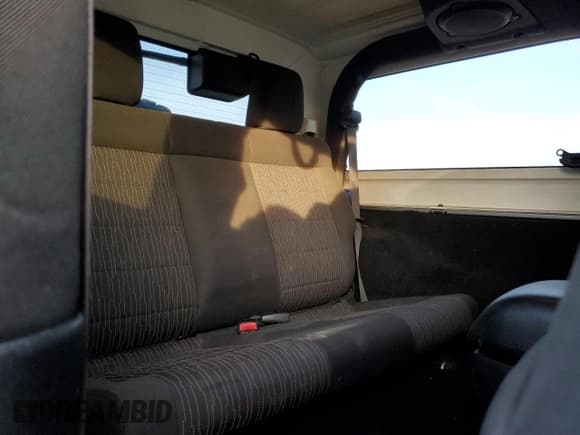 ✅ 2013 Jeep Wrangler Rubicon • VIN: 1C4BJWCG6DL616484 • Lot: 80236254. Wystawiony na Copart z przebiegiem 202 212 mil. Bezpłatny archiwum sprzedaży aukcyjnych z USA i szczegółowy raport historii pojazdu na DreamBid. Zdjęcie 11.