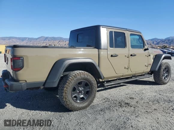 ✅ 2020 Jeep Gladiator Mojave • VIN: 1C6JJTEG6LL209312 • Lot: 41886445. Listed on Copart with 66,247 mi. Free auction sales archive from the USA and detailed vehicle history report at DreamBid. Image 3.