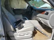 ✅ 2009 GMC Yukon SLT 4SB • VIN: 1GKFK33089R124743 • Lot: 55596525. Wystawiony na Copart z przebiegiem 230 124 mil. Bezpłatny archiwum sprzedaży aukcyjnych z USA i szczegółowy raport historii pojazdu na DreamBid. Zdjęcie 7.