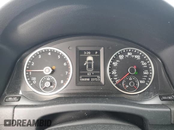 ✅ 2017 Volkswagen Tiguan Wolfsburg Edition • VIN: WVGSV7AX1HK021546 • Лот: 85853095. Опубликован ранее на Copart с пробегом 106 898 миль. Бесплатный доступ к архиву аукционных продаж из США и подробный отчёт об истории автомобиля на DreamBid. Изображение 9.