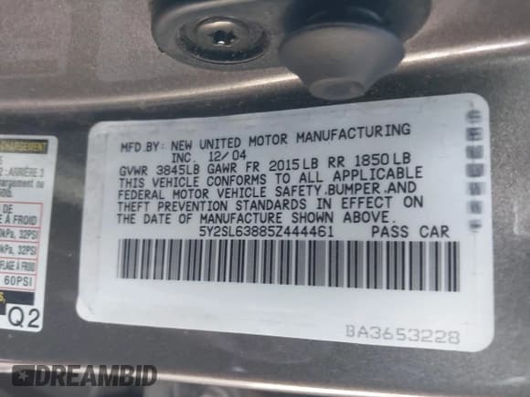 ✅ 2005 Pontiac Vibe • VIN: 5Y2SL63885Z444461 • Lot: 43641083. Listed on IAAI with 55,326 mi. Free auction sales archive from the USA and detailed vehicle history report at DreamBid. Image 9.
