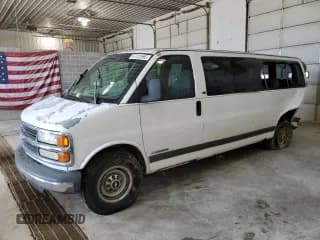 ✅ 2001 Chevrolet Express • VIN: 1GAHG39R811240998 • Лот: 67312695. Опубликован ранее на Copart с пробегом 273 664 миль. Бесплатный доступ к архиву аукционных продаж из США и подробный отчёт об истории автомобиля на DreamBid. Изображение 1.