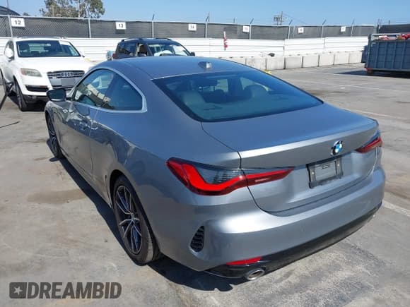 ✅ 2025 BMW 4 Series 430i • VIN: WBA43DA00SCS10563 • Lot: 42510336. Listed on IAAI with 20,810 mi. Free auction sales archive from the USA and detailed vehicle history report at DreamBid. Image 3.