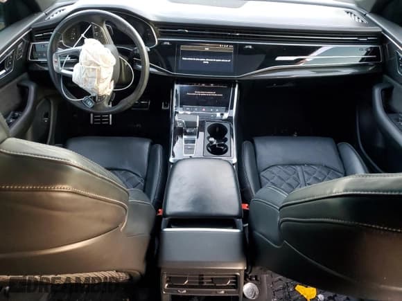 ✅ 2021 Audi SQ8 Premium Plus • VIN: WA1AWBF10MD008042 • Лот: 42490555. Опубликован ранее на Copart с пробегом 56 326 миль. Бесплатный доступ к архиву аукционных продаж из США и подробный отчёт об истории автомобиля на DreamBid. Изображение 8.