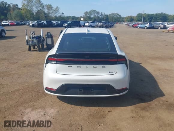 ✅ 2024 Toyota Prius LE • VIN: JTDADABU6R3015760 • Лот: 43278089. Опубликован ранее на IAAI с пробегом 6 628 миль. Бесплатный доступ к архиву аукционных продаж из США и подробный отчёт об истории автомобиля на DreamBid. Изображение 16.