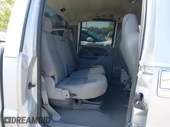 ✅ 2006 Ford F-250 XL • VIN: 1FTSW21P96EB85059 • Lot: 42202995. Listed on IAAI with 161,675 mi. Free auction sales archive from the USA and detailed vehicle history report at DreamBid. Image 8.