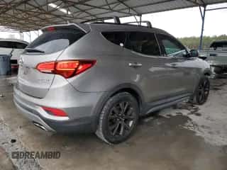 2017 Hyundai Santa Fe Ultimate z VIN 5XYZW4LA6HG386379, wystawiony jako Copart lot #89524485 z przebiegiem 118 220 mil mil oraz Szkoda całkowita • Salvage title. Historia ofert i sprzedaży dostępna na DreamBid. Obrazek 3.
