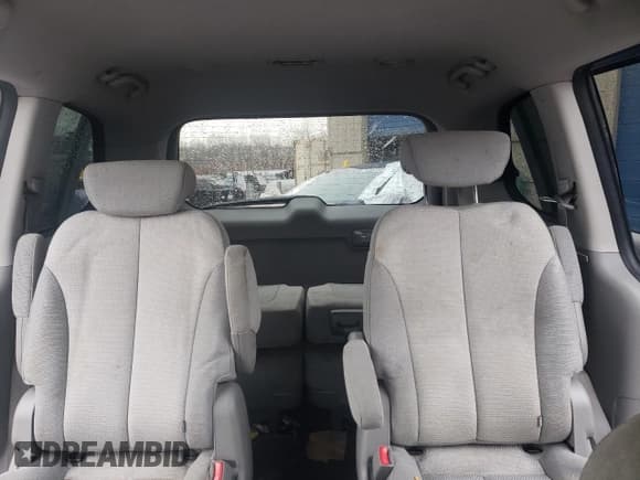 ✅ 2009 Kia Sedona • VIN: KNDMB133796281716 • Lot: 58398774. Listed on Copart with 250,680 mi. Free auction sales archive from the USA and detailed vehicle history report at DreamBid. Image 10.
