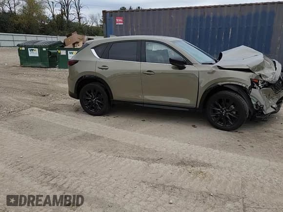✅ 2024 Mazda CX-5 Carbon Edition • VIN: JM3KFBAY0R0528472 • Лот: 85495555. Опубликован ранее на Copart с пробегом 19 832 миль. Бесплатный доступ к архиву аукционных продаж из США и подробный отчёт об истории автомобиля на DreamBid. Изображение 14.