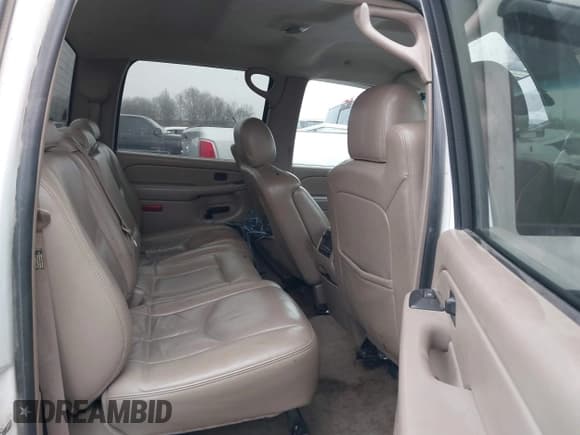 ✅ 2006 Chevrolet Silverado 2500HD LT1 • VIN: 1GCHK23D16F156660 • Lot: 41497692. Listed on IAAI with 287,502 mi. Free auction sales archive from the USA and detailed vehicle history report at DreamBid. Image 8.