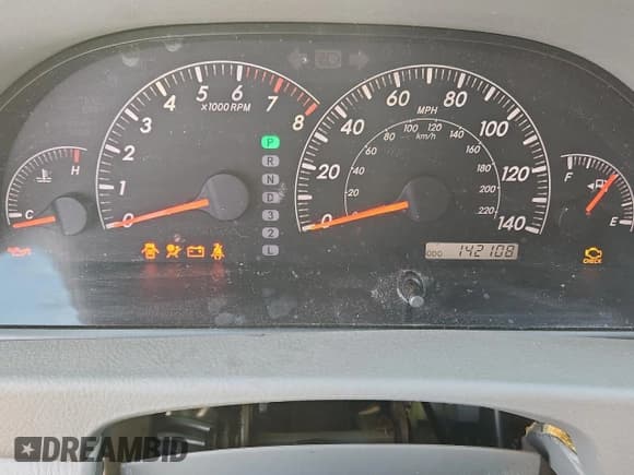 ✅ 2005 Toyota Camry XLE • VIN: 4T1BF30K75U092228 • Лот: 71008545. Опубликован ранее на Copart с пробегом 142 108 миль. Бесплатный доступ к архиву аукционных продаж из США и подробный отчёт об истории автомобиля на DreamBid. Изображение 9.