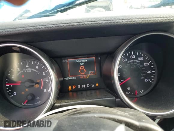 ✅ 2021 Ford Mustang EcoBoost • VIN: 1FATP8UH5M5113402 • Lot: 70662195. Listed on Copart with 105,301 mi. Free auction sales archive from the USA and detailed vehicle history report at DreamBid. Image 9.