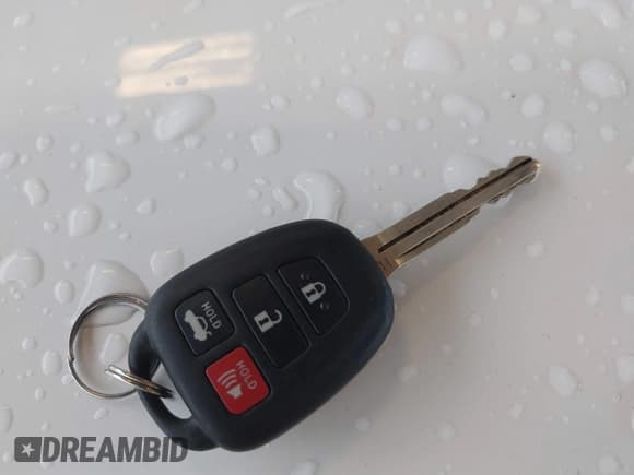 ✅ 2016 Toyota Corolla S Plus • VIN: 5YFBURHE0GP463984 • Lot: 43691099. Wystawiony na IAAI z przebiegiem 260 848 mil. Bezpłatny archiwum sprzedaży aukcyjnych z USA i szczegółowy raport historii pojazdu na DreamBid. Zdjęcie 11.