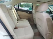 ✅ 2008 Mercury Milan • VIN: 3MEHM07Z98R646918 • Lot: 67276335. Wystawiony na Copart z przebiegiem 99 138 mil. Bezpłatny archiwum sprzedaży aukcyjnych z USA i szczegółowy raport historii pojazdu na DreamBid. Zdjęcie 10.