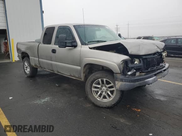 ✅ 2001 Chevrolet Silverado 1500 LS • VIN: 1GCEK19T01E196786 • Lot: 92910825. Listed on Copart with 294,460 mi. Free auction sales archive from the USA and detailed vehicle history report at DreamBid. Image 4.
