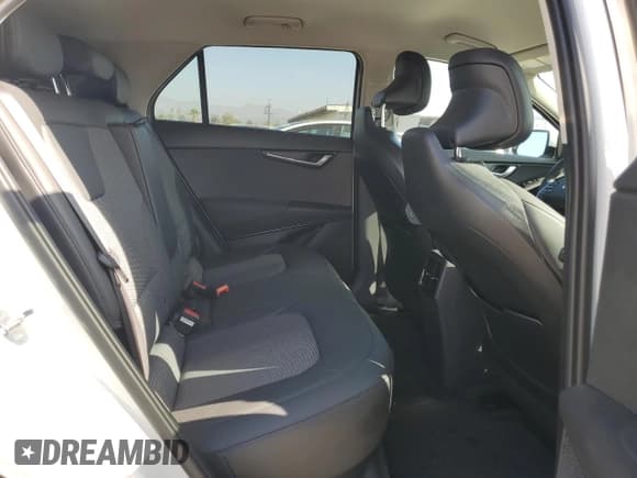 ✅ 2025 Kia Niro Wind • VIN: KNDCR3L14S5141264 • Lot: 91106145. Listed on Copart with 1,611 mi. Free auction sales archive from the USA and detailed vehicle history report at DreamBid. Image 11.